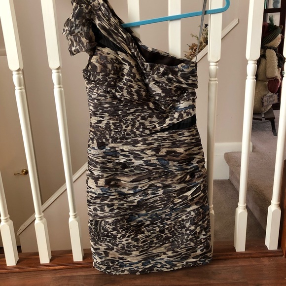 Cache Semi-formal Dress - Picture 4 of 5